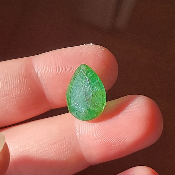 Natural Colombian Emerald 13Ct Loose Gemstone Green Pear Cut Gem - Picture 3 of 3